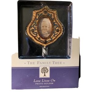 Hallmark Love Lives on holder ornament 2002 picture holder